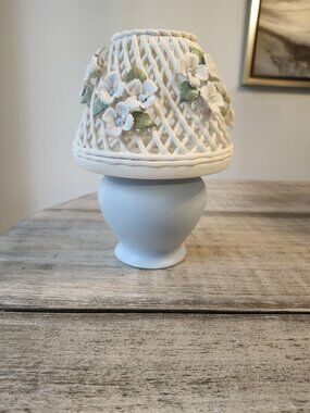 Lattice Lamp Open Work Weaving - Hand Painted Flowers BLUE